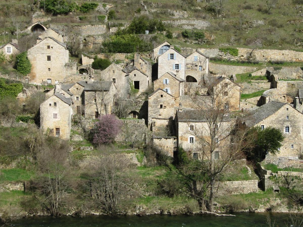 Hotel Des Rochers มาร์เวโจส์ ภายนอก รูปภาพ